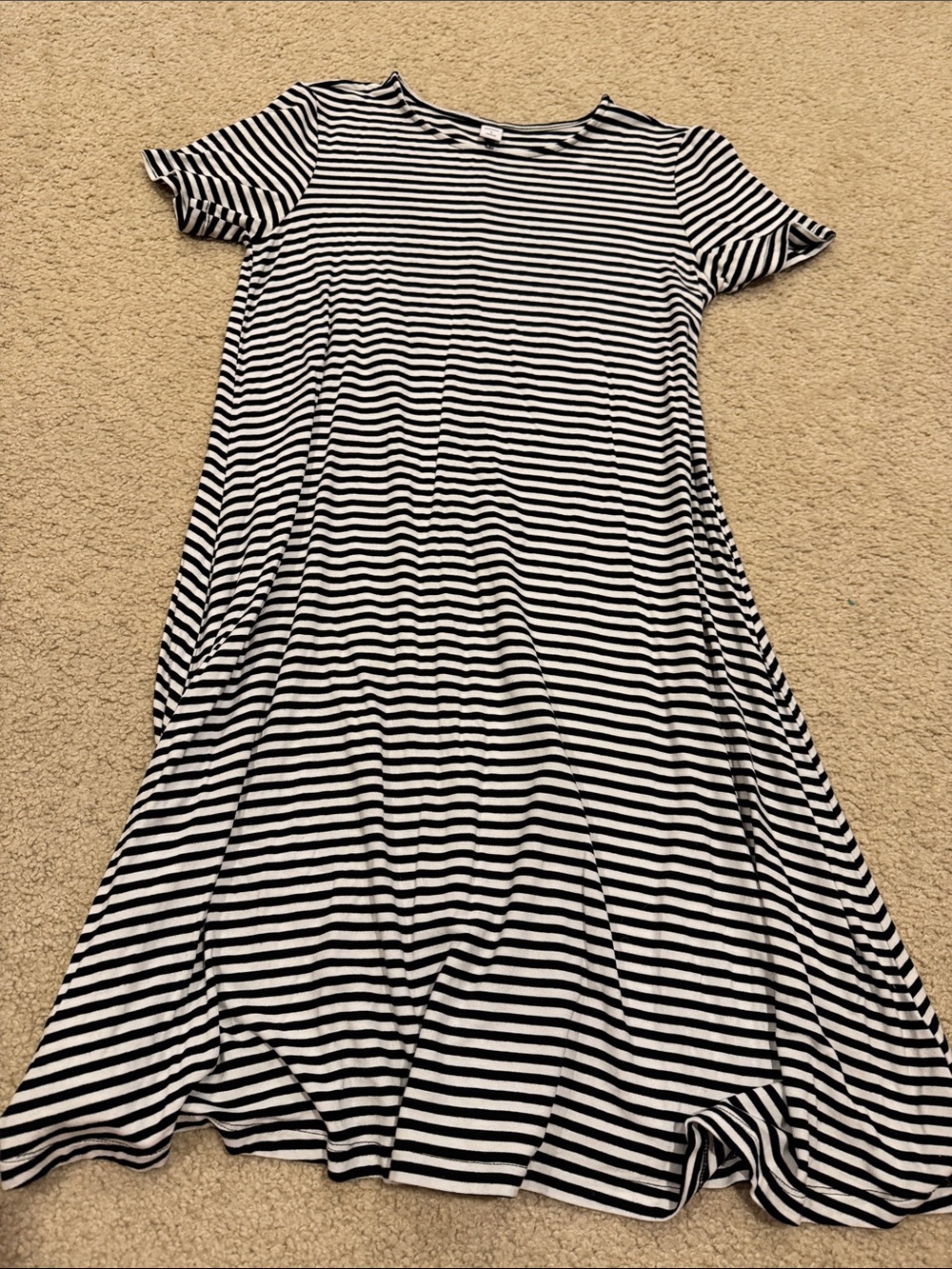 *Black and White Striped Short Sleeve Swing Dress